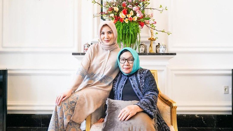 Nindy Ayunda