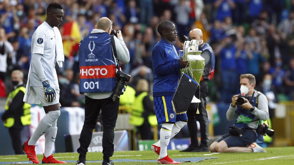 FOTO: Kepa Unjuk Gigi, Chelsea Juara Piala Super Eropa