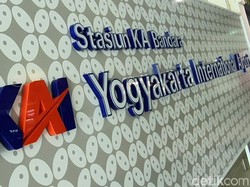 Jalur Kereta Bandara YIA Sudah Beroperasi, tapi Masih Terbatas