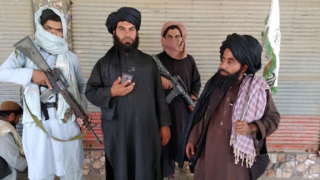Pemerintah Afghanistan dilaporkan menawarkan pembagian kekuasaan dengan Taliban demi mengakhiri konflik berkepanjangan di negara itu.