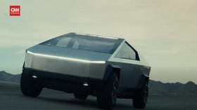 VIDEO: Produksi Tesla Cybertruck Ditunda hingga 2022
