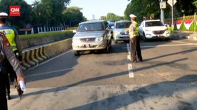 VIDEO : Polisi Belum Terapkan Sanksi Ganjil Genap DKI