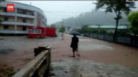 VIDEO: Kota di Pesisir Pantai Korut Diterjang Banjir