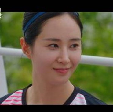 Jadi Cameo di Drakor 'Racket Boys', Yuri SNSD Curi Perhatian