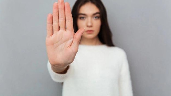 5 Keadaan yang Menjadi Alasan Tepat untuk Kamu Berhenti Memperjuangkan Sesuatu