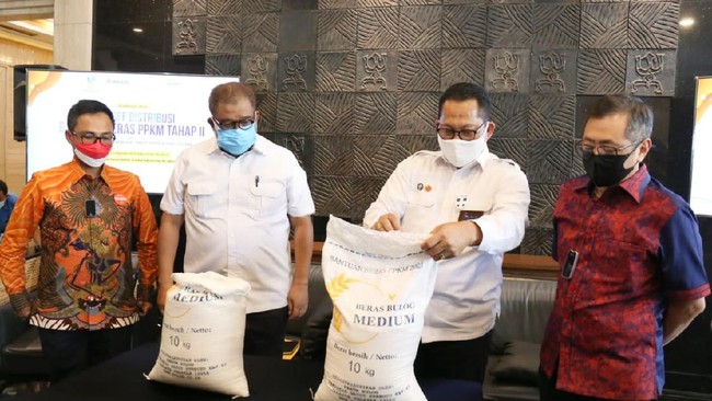 Kemensos meningkatkan koordinasi dengan Perum Bulog, PT Pos Indonesia, hingga pemerintah daerah dalam menyalurkan bantuan beras PPKM tahap II.