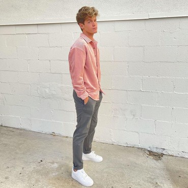 Lirik Lagu I Lost Myself In Loving You - Jamie Miller