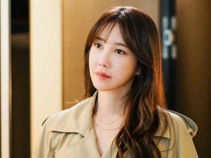 Lee Ji Ah dalam drama The Penthouse