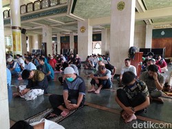 PPKM Level 3, Masjid di Ciamis Gelar Salat Jumat Satu Gelombang