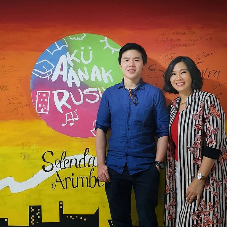 Tampil Beda Penampilan Terbaru Veronica Tan Tuai Pujian Veronica Tan terlihat tampil beda, penampilannya tersebut tuai pujian dan jadi sorotan. Yuk kita intip!