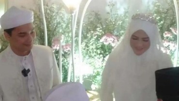 img-title Manajer Ngaku Tak Tahu, Alvin Faiz Sengaja Sembunyikan Pernikahan?