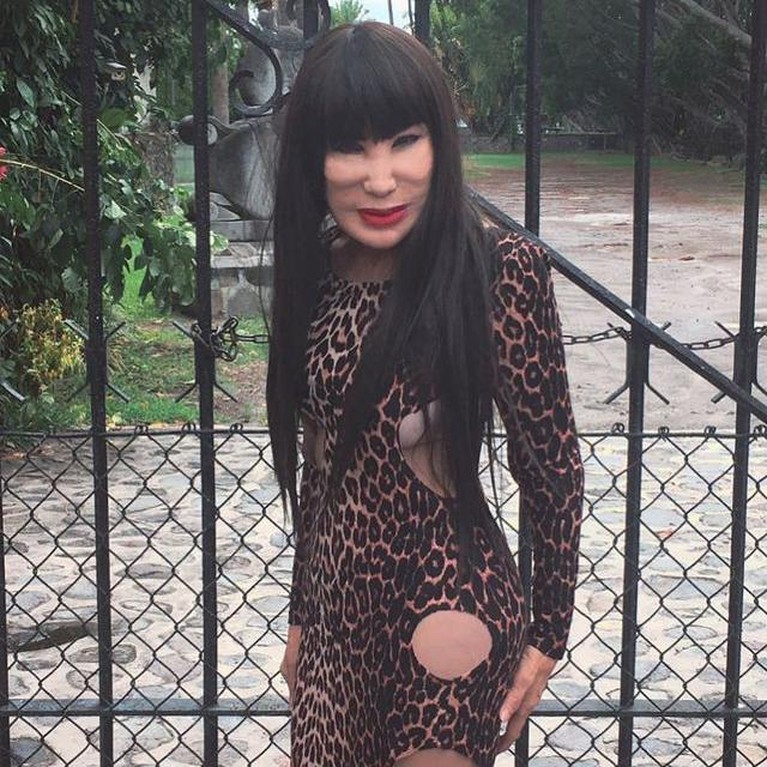 Foto Lyn May Artis Seksi Meksiko yang Hamil di Usia 69 Tahun Foto Lyn May Artis Seksi Meksiko yang Hamil di Usia 69 Tahun