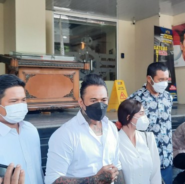 Sudah Minta Maaf dan Tak Ditahan, Kasus Hukum Jerinx Tetap Berjalan