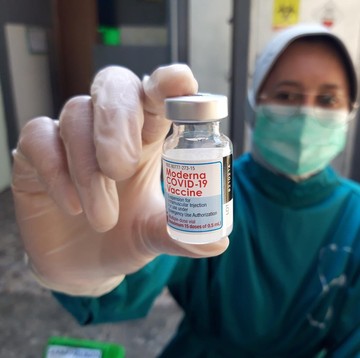 Swedia hingga Jerman, Hentikan Sementara Vaksinasi Moderna karena Ditemukan Kasus Peradangan pada Jantung! Di Indonesia?