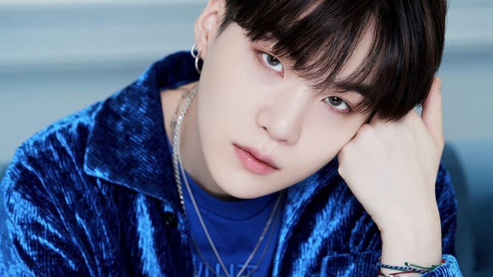 Suga BTS yang pernah bekerja sebagai kurir