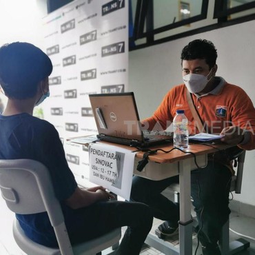 TRANS7 Gelar Vaksinasi COVID-19 Massal untuk Remaja & Dewasa