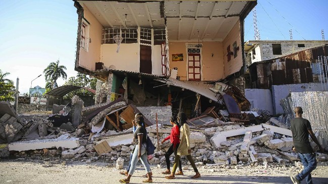 Haiti berjuang untuk kembali bisa membuat anak-anak di negara tersebut bersekolah usai gempa yang meluluhlantakkan negeri.