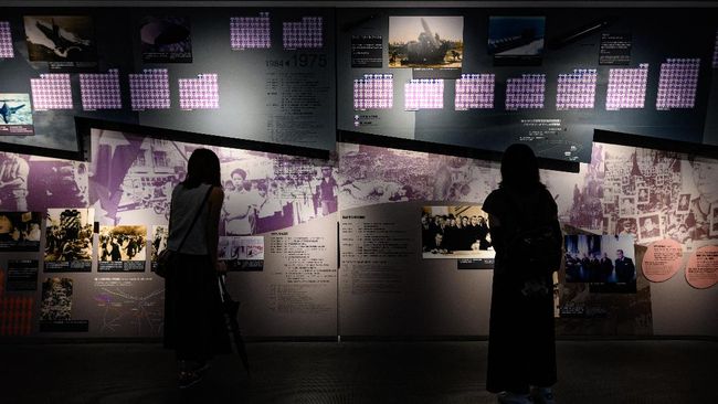 Dengan atraksi yang mengagumkan dan tak kalah mencekam, Museum Bom Atom Nagasaki jadi salah satu wisata populer di Jepang.