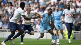Man City Perkuat Cengkeraman, Tottenham Cari Momen Kebangkitan