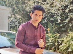 Zikri Daulay Pilih Bungkam Saat Ditanya soal Pernikahan Alvin Faiz