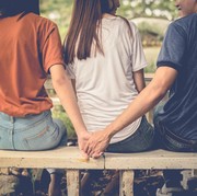 Pasangan Selama Ini Tidak Setia? Jangan Terbawa Emosi! Kamu Sebaiknya Lakukan Hal Ini
