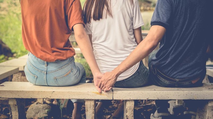 Pasangan Selama Ini Tidak Setia? Jangan Terbawa Emosi! Kamu Sebaiknya Lakukan Hal Ini Pasangan Selama Ini Tidak Setia? Jangan Terbawa Emosi! Kamu Sebaiknya Lakukan Hal Ini