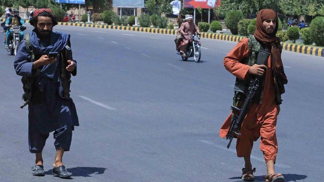 AS mewaspadai kemungkinan serangan kelompok teroris yang selama ini menjadi rival Taliban di Afghanistan di tengah proses evakuasi warga.