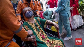 WHO: Vaksinasi Lansia di Indonesia Masih Rendah