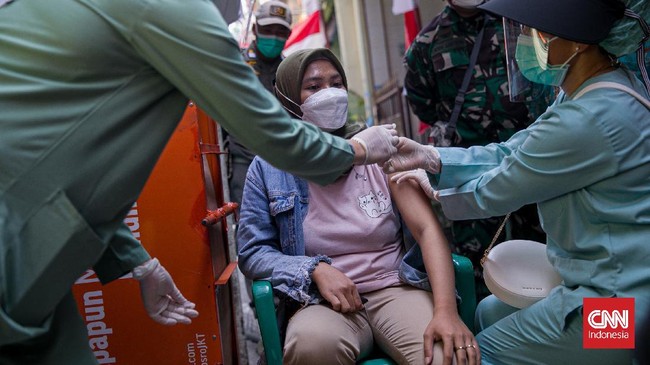 Tingkat vaksinasi di Sumatera Barat dan Lampung belum mencapai  20 persen dari target, sehingga menjadi perhatian Presiden Jokowi.