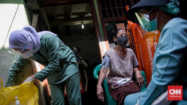 Pemerintah menilai vaksinasi dari pintu ke pintu efektif untuk menjangkau daerah dengan partisipasi vaksin yang rendah.