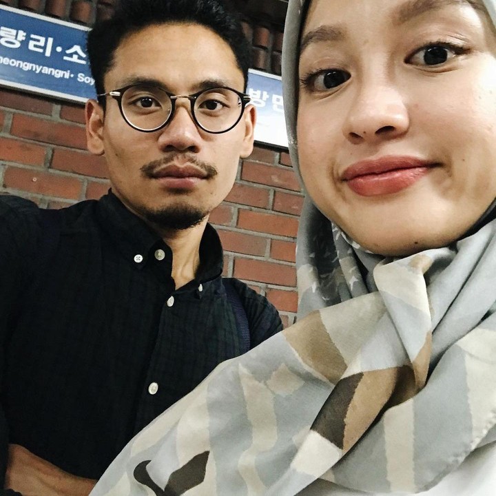 <p>Hal tersebut tak menjadi batas bagi mereka. Keduanya tak menyerah hingga akhirnya Paul menjadi mualaf dan hubungan mereka maju ke jenjang pernikahan. (Foto: Instagram @gitasav)</p>