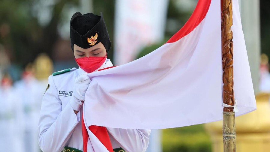 HUT ke-76 RI di Tengah Pandemi COVID-19, Formasi Paskibraka Jatim Alami Perubahan HUT ke-76 RI di Tengah Pandemi COVID-19, Formasi Paskibraka Jatim Alami Perubahan