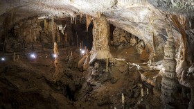FOTO: Menelisik Labirin Bawah Tanah Slovenia