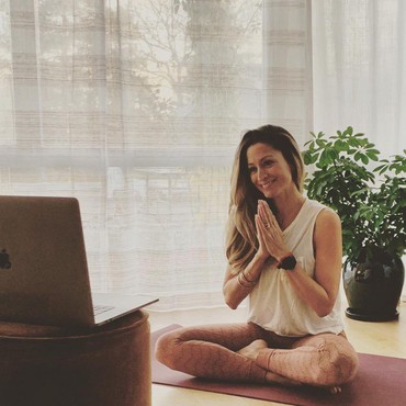 Dihujat Menjijikkan, Selingkuhan David Beckham Buka Suara