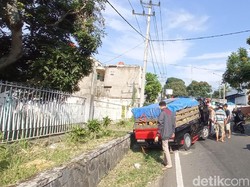 3 Mobil Pick Up Tabrakan Beruntun di Cianjur, Sopir Alami Luka-luka
