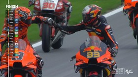 VIDEO: Highlights MotoGP Austria, Drama Gila Binder