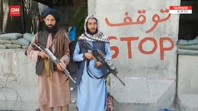 VIDEO: Penampakan Militan Bersenjata Jaga Titik di Kabul