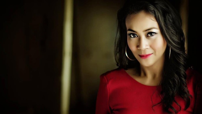 Zoya Amirin: Cantik adalah Ketika Bisa Menerima Kekurangan dan Dapat