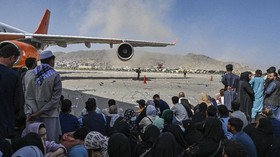 Evakuasi Warga dari Afganistan Tersendat, AS Kirim Helikopter