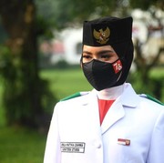 Mengenal Ardelia Mutia Zahwa, Perempuan Pembawa Baki dari Medan di Upacara HUT ke-76 RI