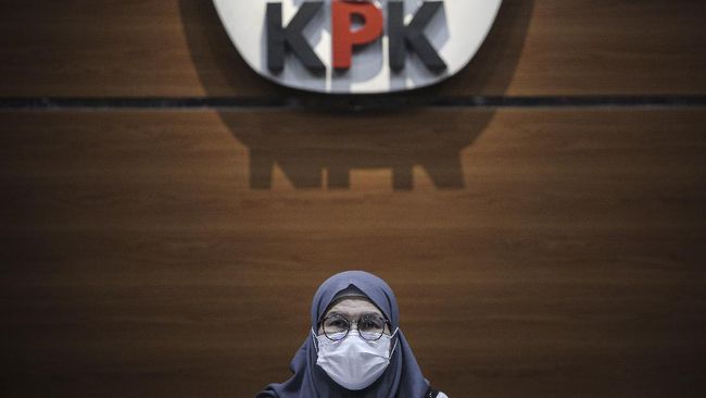Wakil Ketua KPK Lili Pintauli Siregar diisukan mundur jelang etik Dewas KPK terkait dugaan pelanggara etik terkait tiket GP Mandalika.