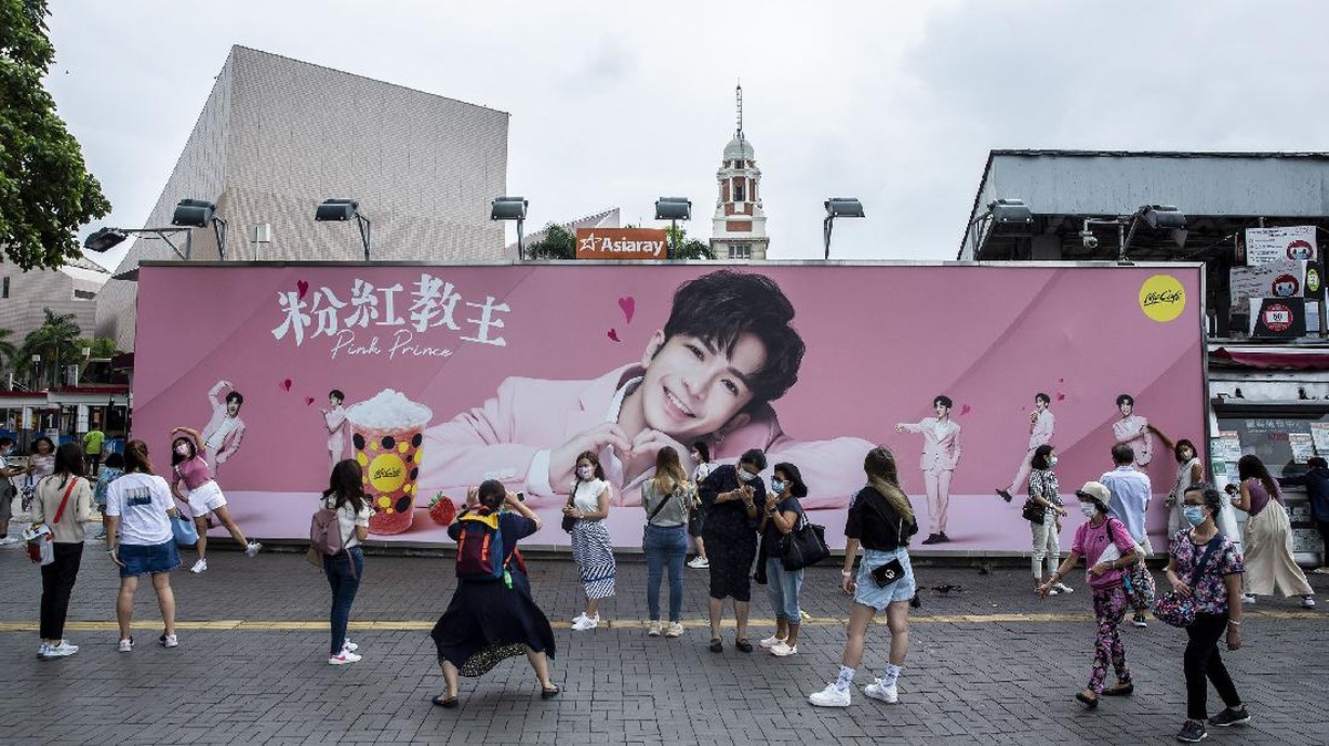 FOTO: Kala Hong Kong Dilanda Demam Boyband Lokal C-pop