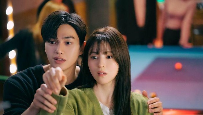 Gaya Fashion Yoo Na-bi, Nevertheless yang Bisa Kamu Adopsi! Nggak Ribet Ternyata