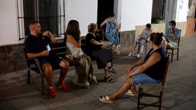 Kota di Spanyol Daftarkan 'Kongko Bareng Tetangga' ke UNESCO