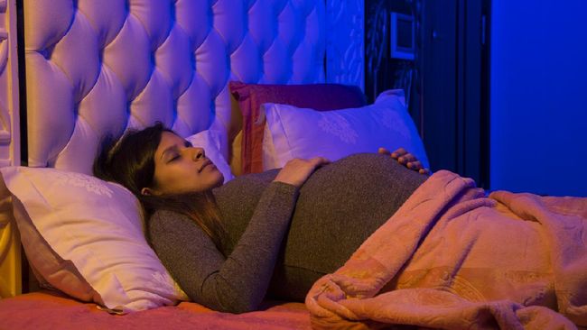 Skip Main HP di Malam Hari Efektif Pangkas Risiko Ibu Hamil Alami Diabetes Gestational