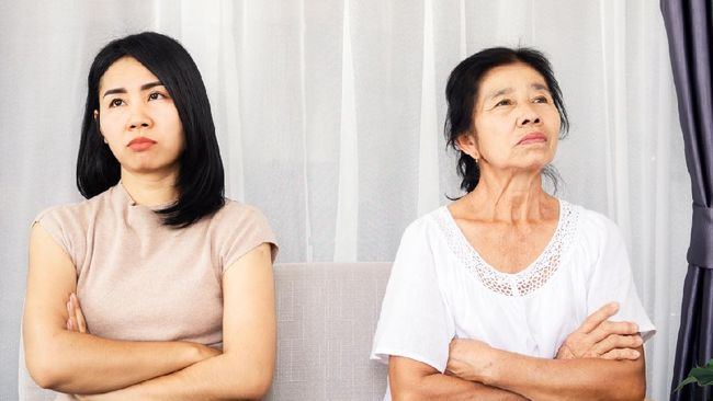 Mertua dan Ibu Kandung: Siapa yang Lebih Sering Jadi Sumber Konflik Rumah Tangga?