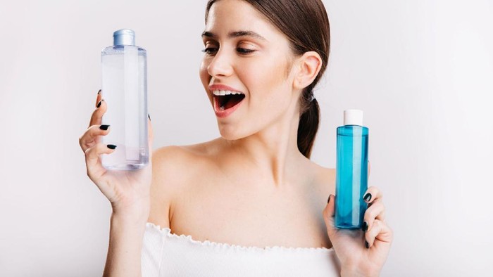 Agar Tetap Glowing, Kandungan Skincare Ini Paling Cocok Digunakan Saat Cuaca Panas Menyengat Agar Tetap Glowing, Kandungan Skincare Ini Paling Cocok Digunakan Saat Cuaca Panas Menyengat