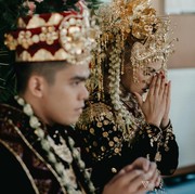 Nggak Harus Mewah, Ini Rangkaian Acara Pernikahan 'Super Hemat' yang Akan Tetap Seru dan Berkesan!
