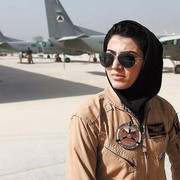 Berkenalan dengan Sosok Pilot Perempuan Pertama Afghanistan yang Pernah Diancam Mati Taliban! Siapa Dia?
