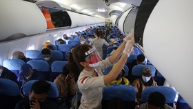 4 Pesawat Gagal Mendarat di Bali: Cuaca Buruk, Penumpang Ngamuk